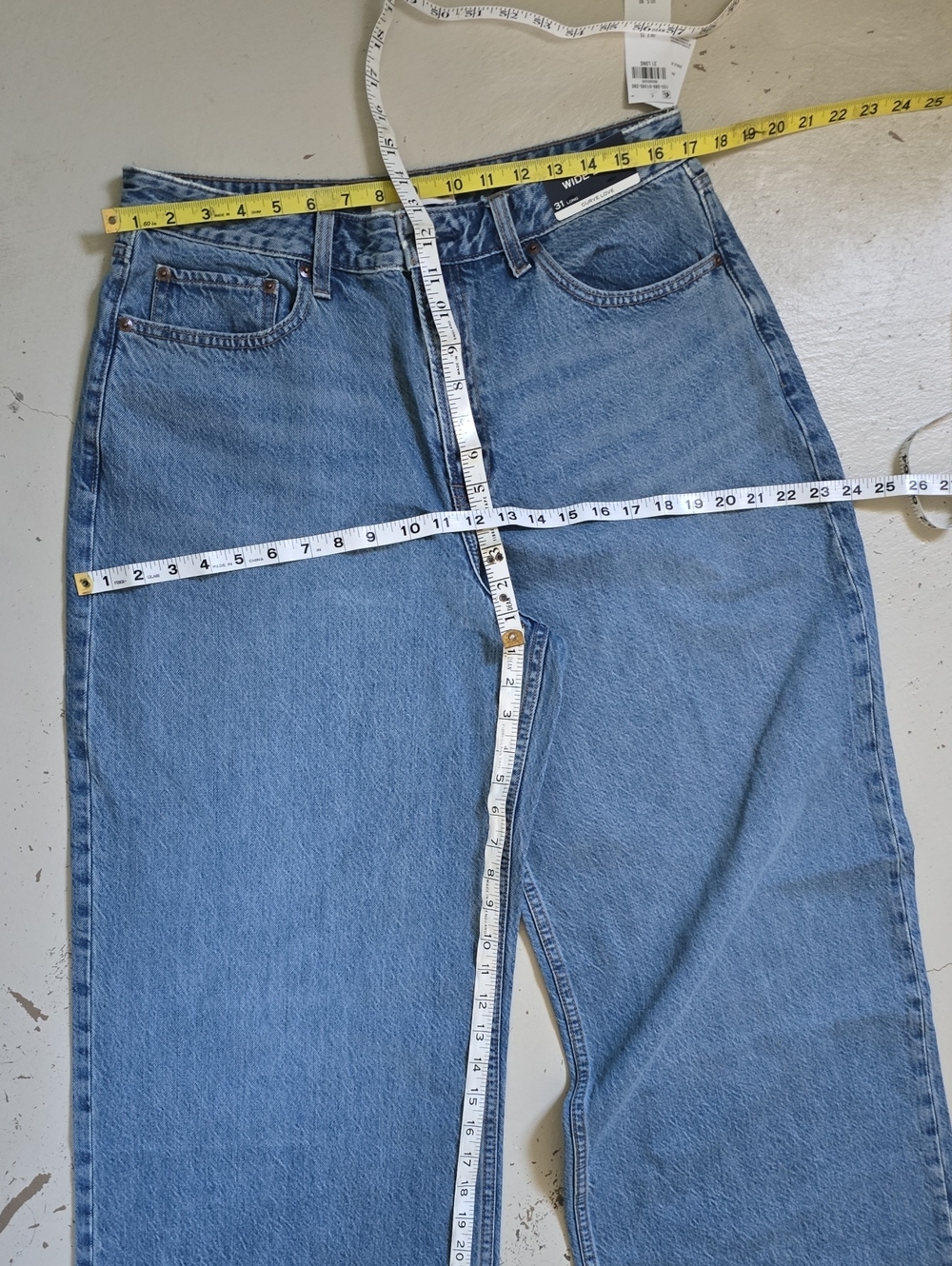 Abercrombie & Fitch NWT Curve Love High Rise Wide Leg Jeans Size 31 Long - Picture 6 of 9